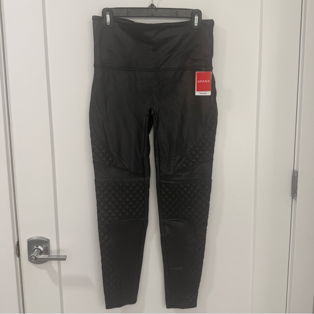 NWT SPANX Very Black Quilted Faux Leather Leggings